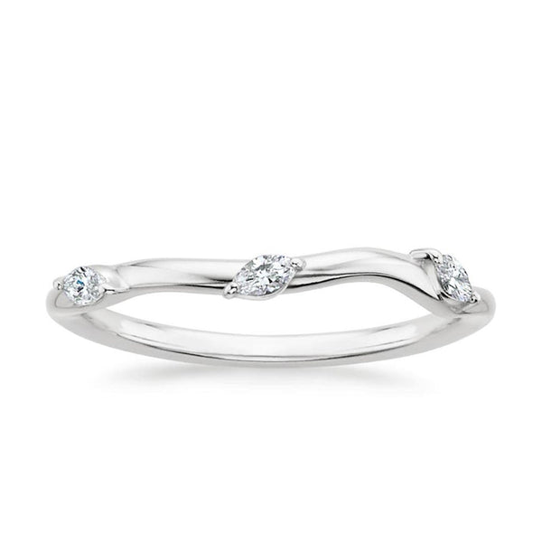 A 9-inch fashion bracelet featuring 12 diamonds in assorted shapes, totaling 1.99 carats—artful elegance in every detail.