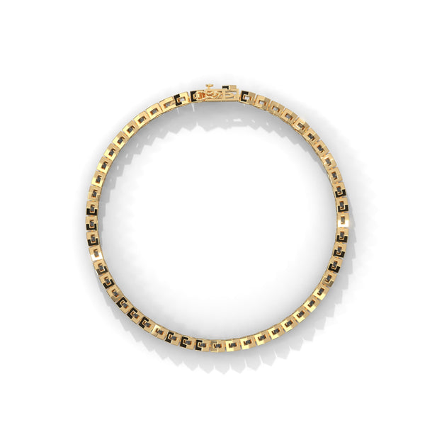 A luxurious fashion bracelet featuring 56 marquise-shaped diamonds, totaling 17.80 carats. With a 7-inch length, it combines striking brilliance with an elegant design, perfect for making a statement.