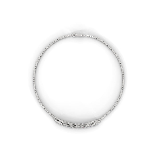 A dazzling 7-inch fashion bracelet featuring 68 diamonds in a mix of shapes, totaling 4.52 carats—an elegant expression of modern luxury.