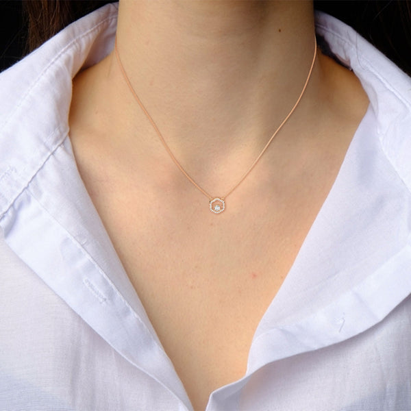 Round cut Lab Grown Diamond Floral Gold Pendant Chain
