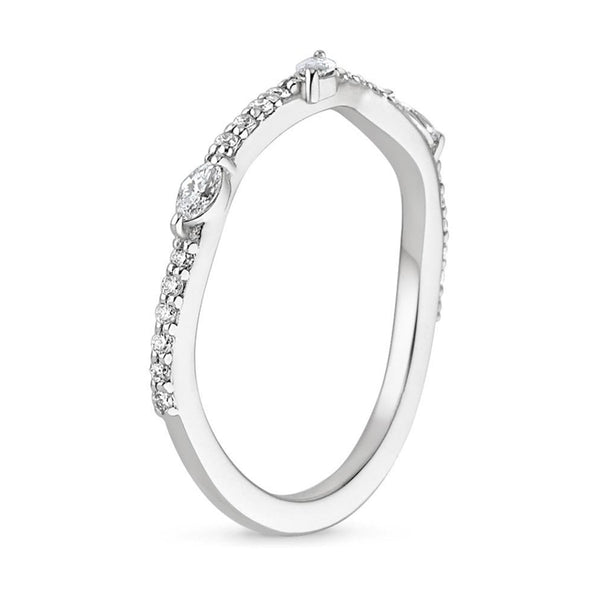 A graceful 7-inch tennis bracelet adorned with 68 marquise-shaped diamonds totaling 5.00 carats—crafted to shimmer with refined allure
